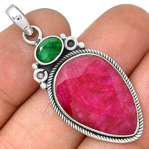 Vintage Womens Raw Ruby & Emerald Necklace 925 Sterling Silver 16"